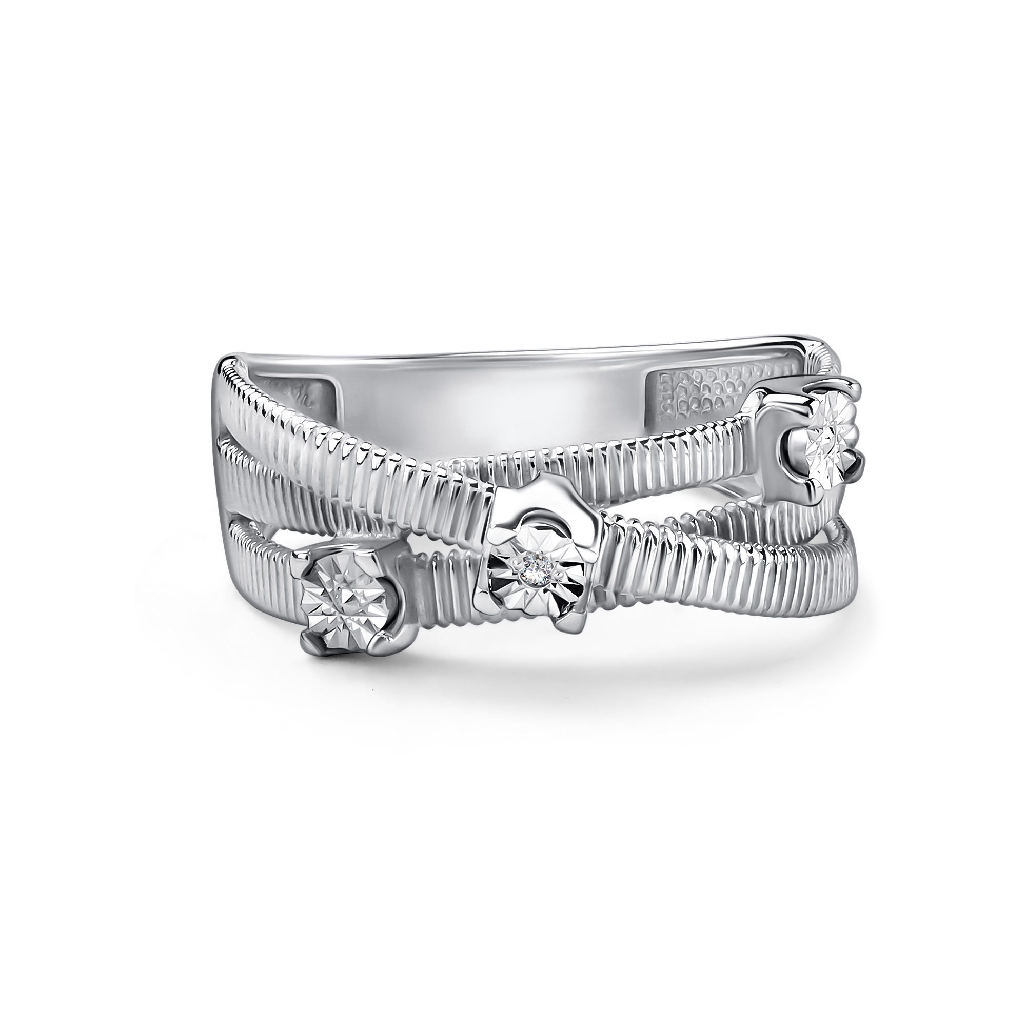 Серебряное кольцо АЛЬКОР 01-5577/000Б-00 с бриллиантом