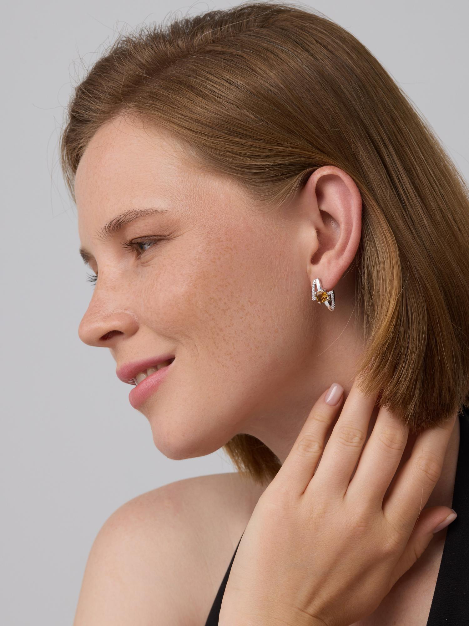 Серебряные серьги АЛЬКОР 02-4059/00ЦТ-00 с фианитом и цитрином