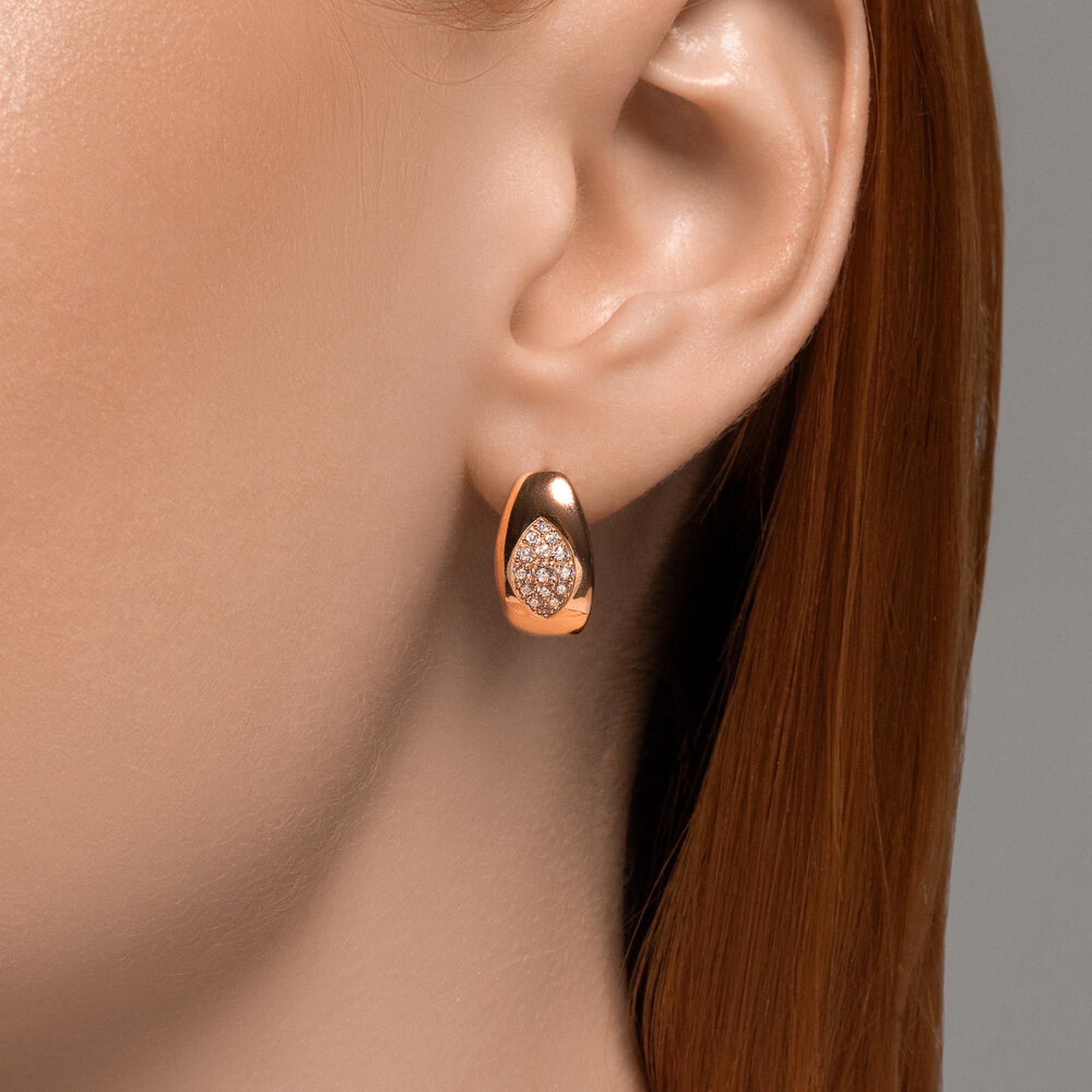 Золотые серьги SOKOLOV 0200289 с фианитом