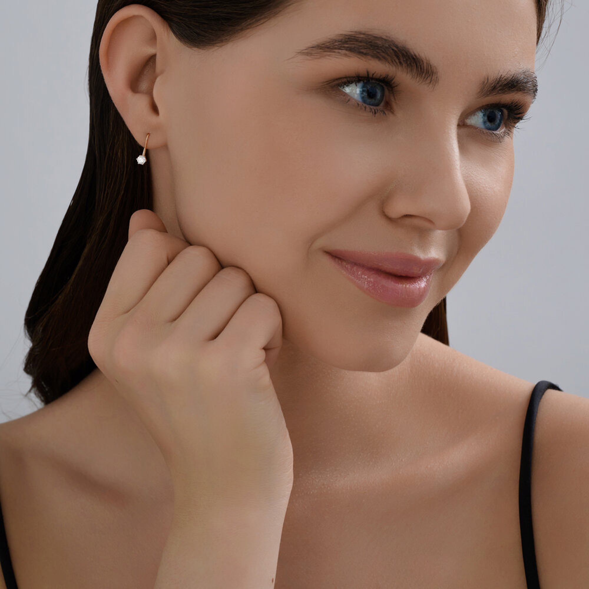 Золотые серьги SOKOLOV 0200534 с фианитом