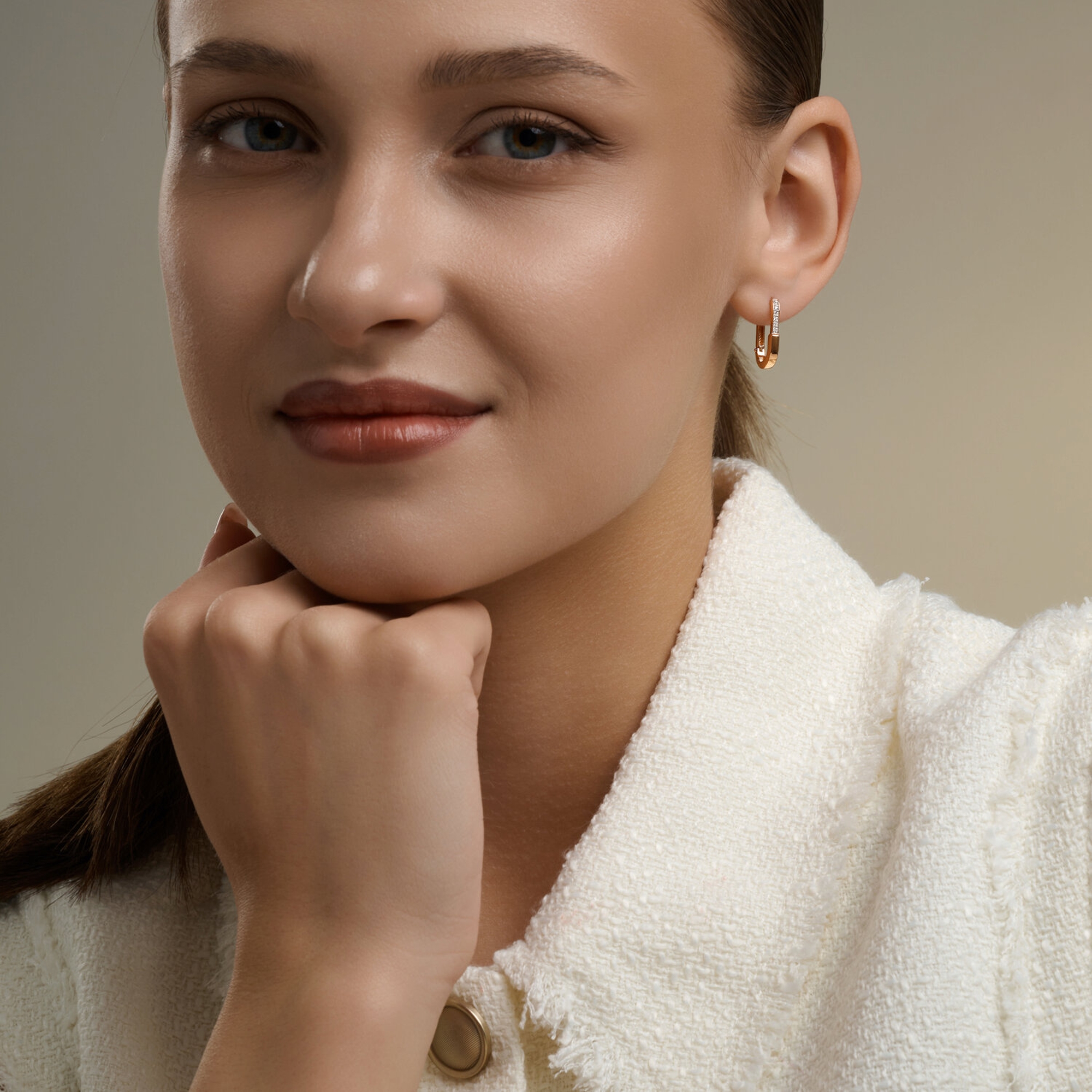 Золотые серьги SOKOLOV 0200743 с фианитом