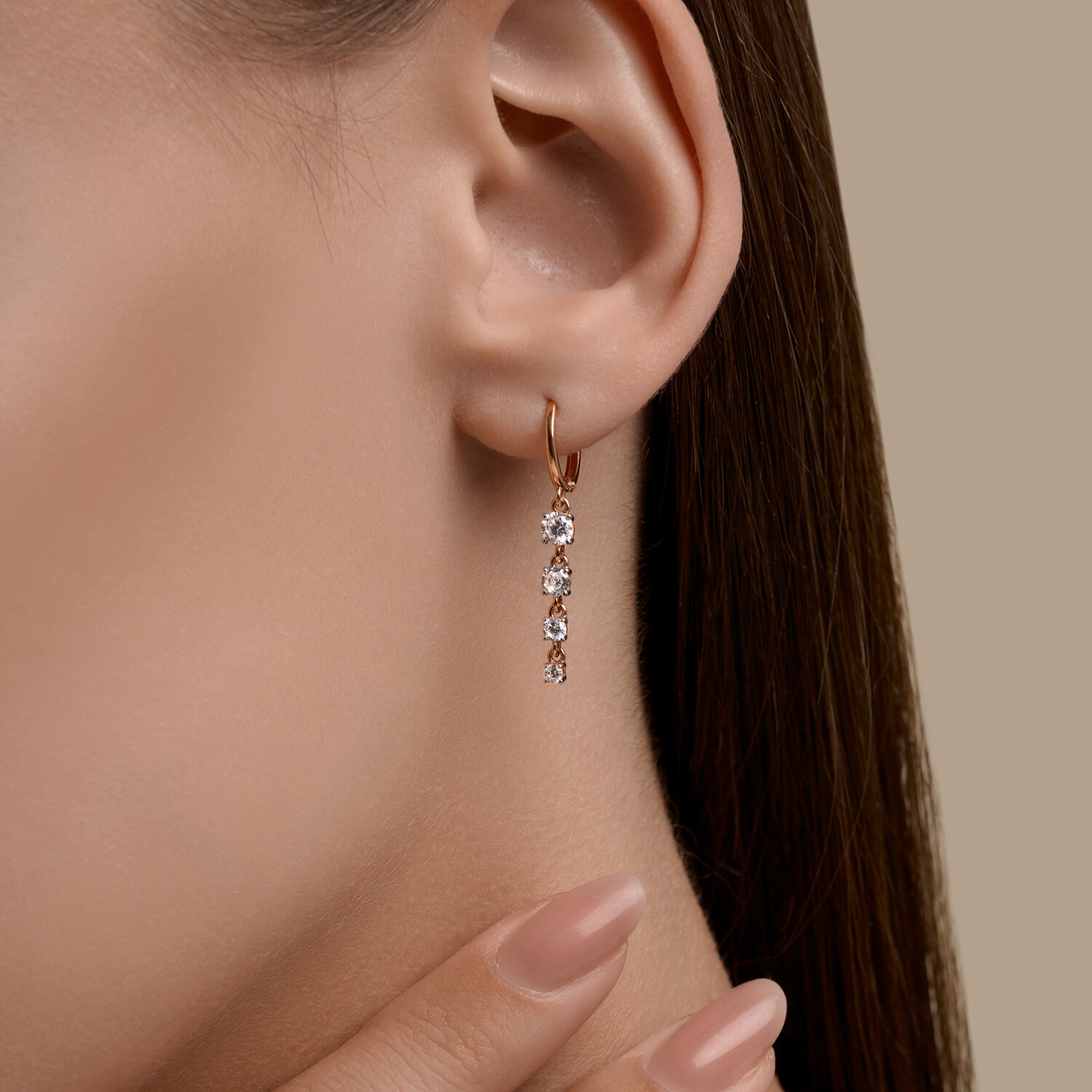 Золотые серьги SOKOLOV 0200757 с фианитом