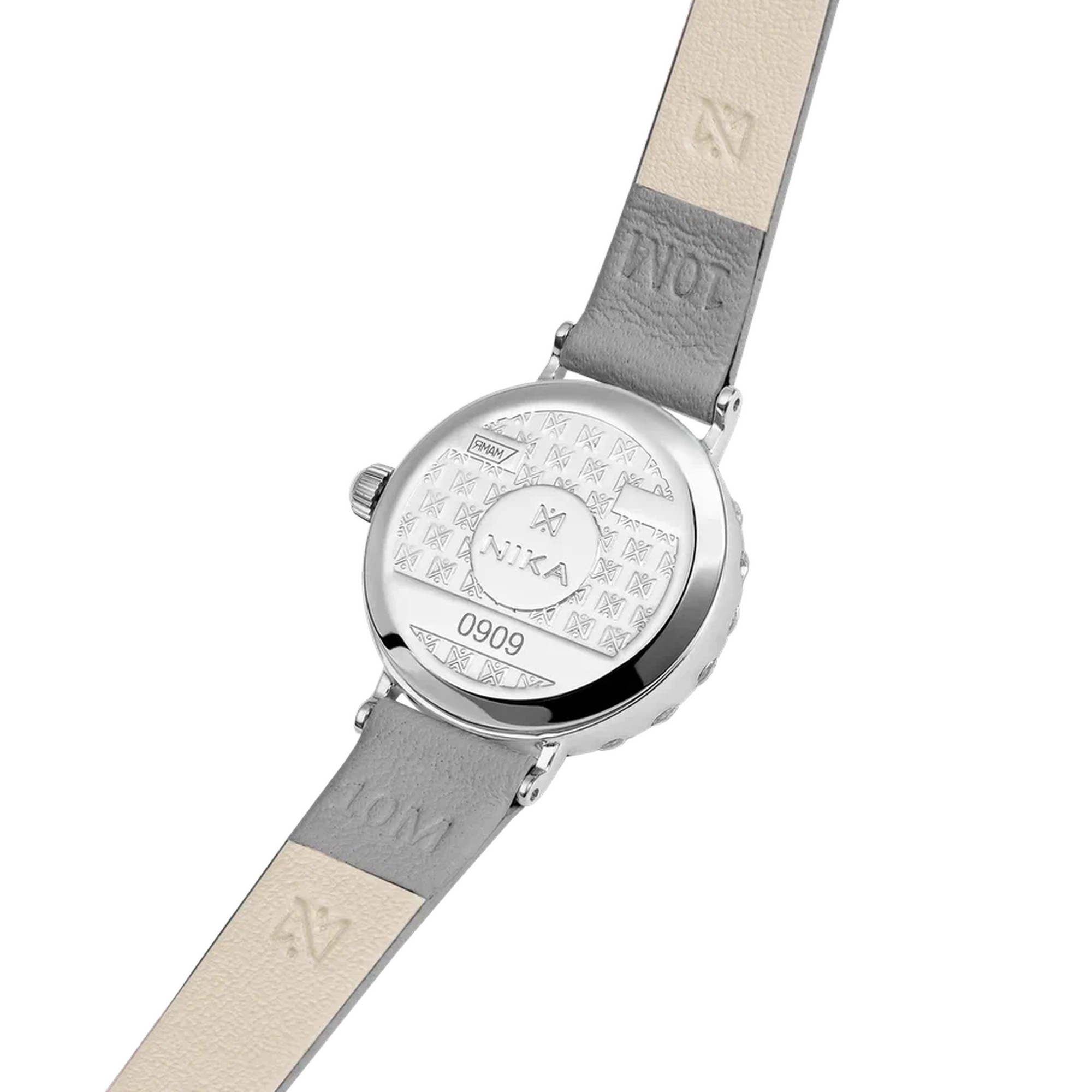 Серебряные часы Часовой завод Ника 0377W.2.9.77A с фианитом