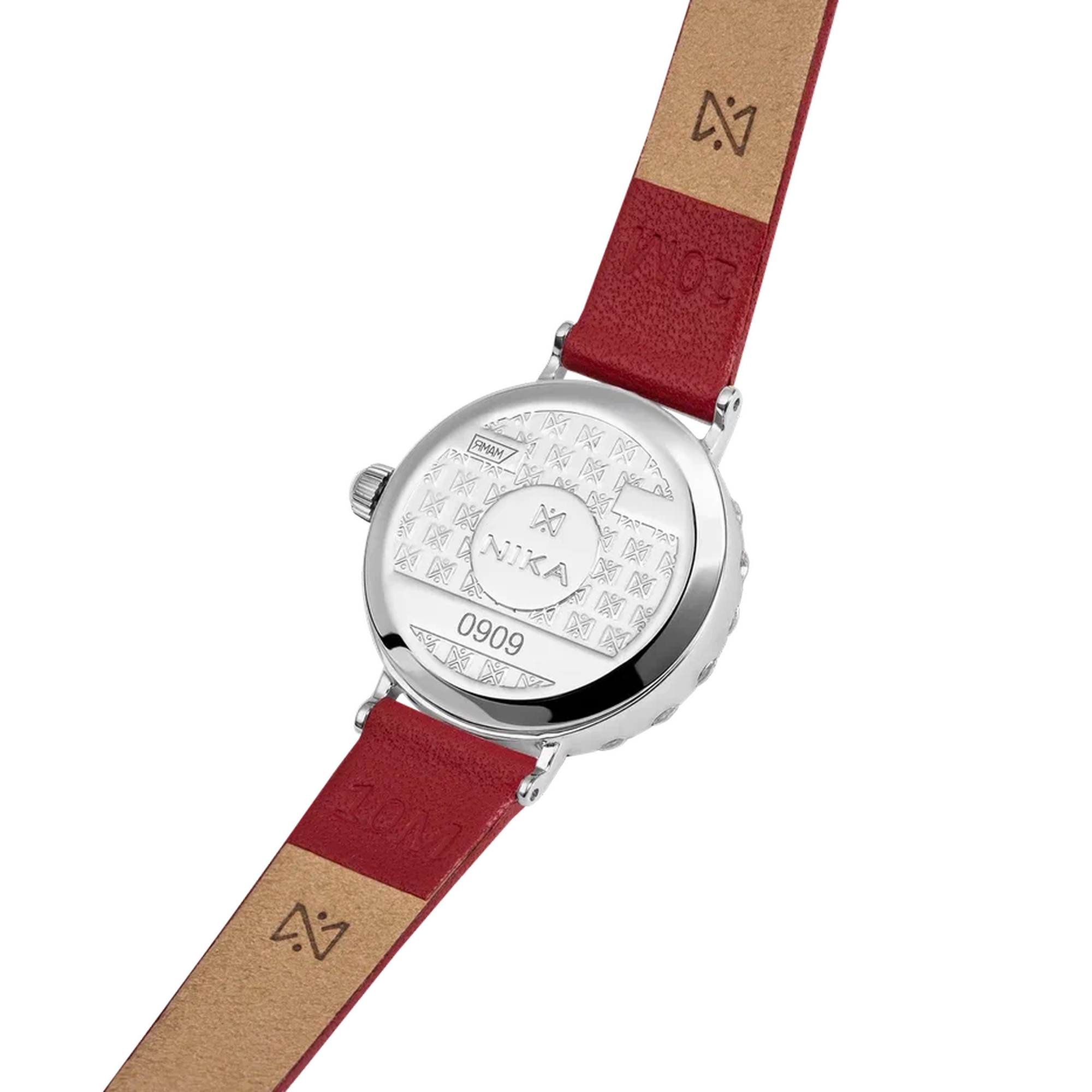 Серебряные часы Часовой завод Ника 0377W.2.9.87C с фианитом, кварцем и ювелирным кристаллом