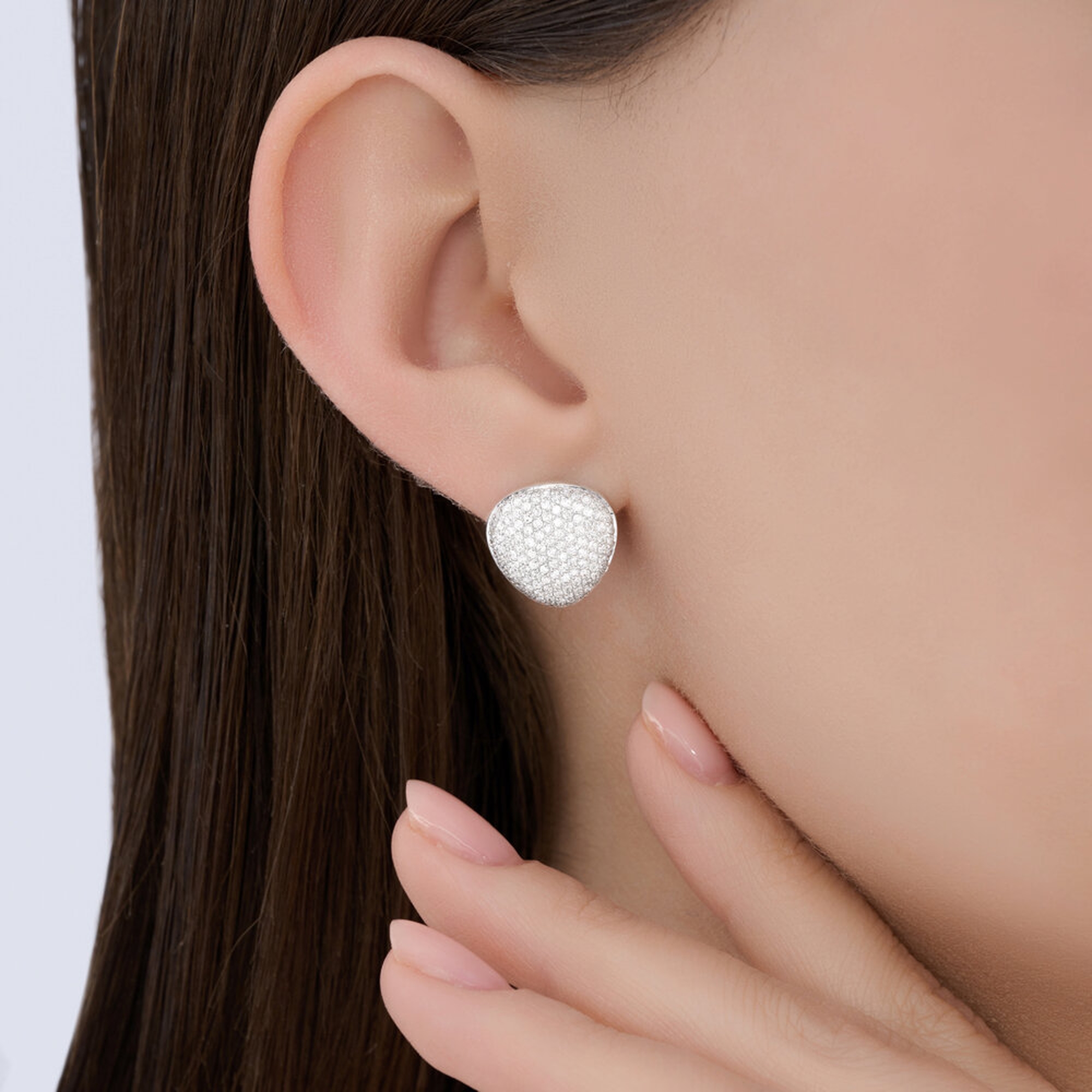 Золотые серьги SOKOLOV 1022515-3 с бриллиантом