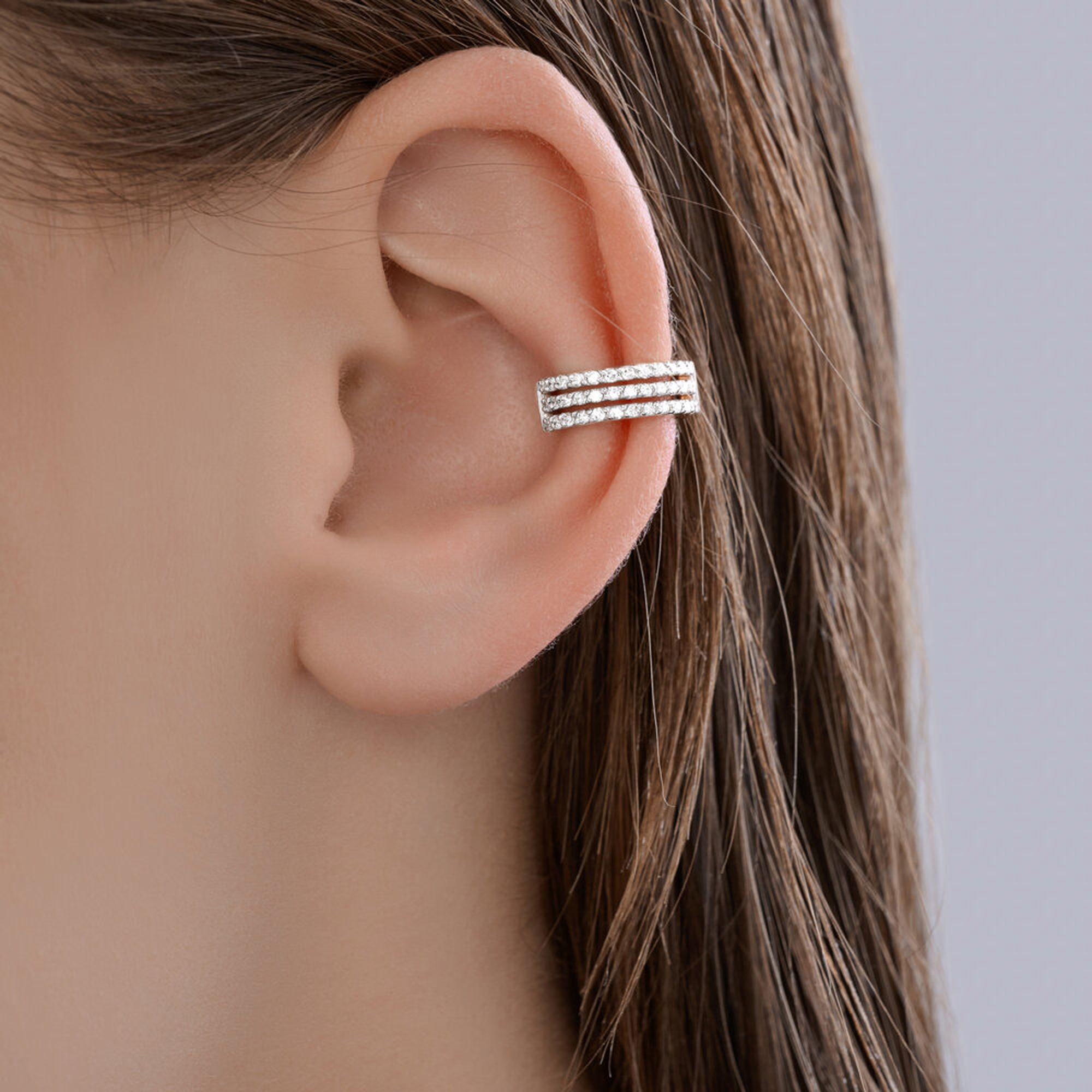 Золотые серьги SOKOLOV 1170030 с бриллиантом