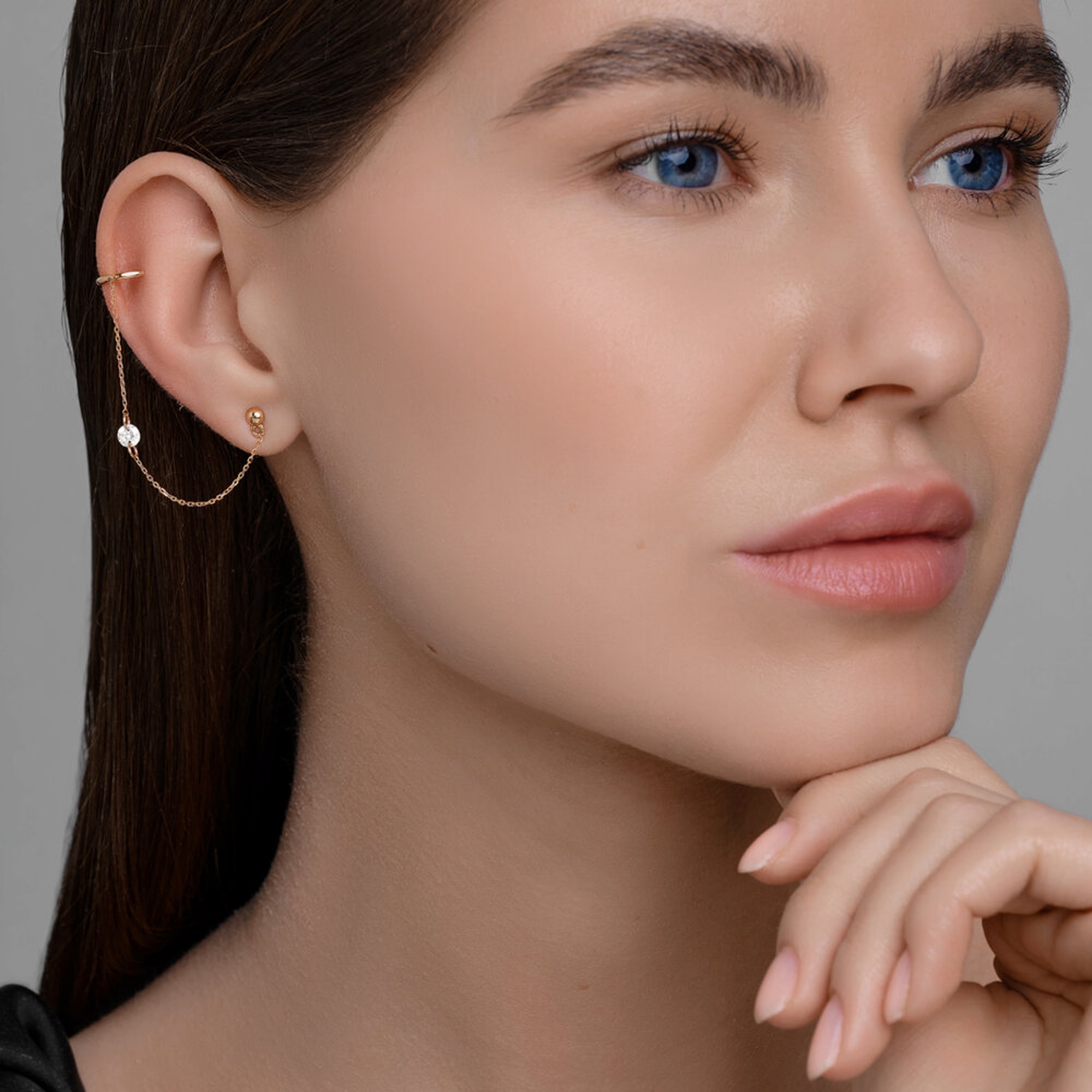 Золотые серьги SOKOLOV 170051 с фианитом