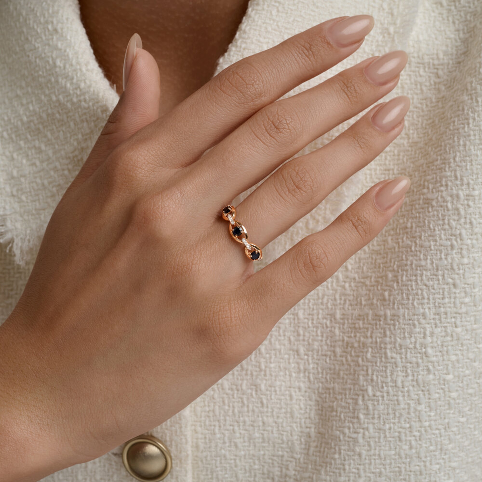 Золотое кольцо SOKOLOV 2011385 с бриллиантом и сапфиром