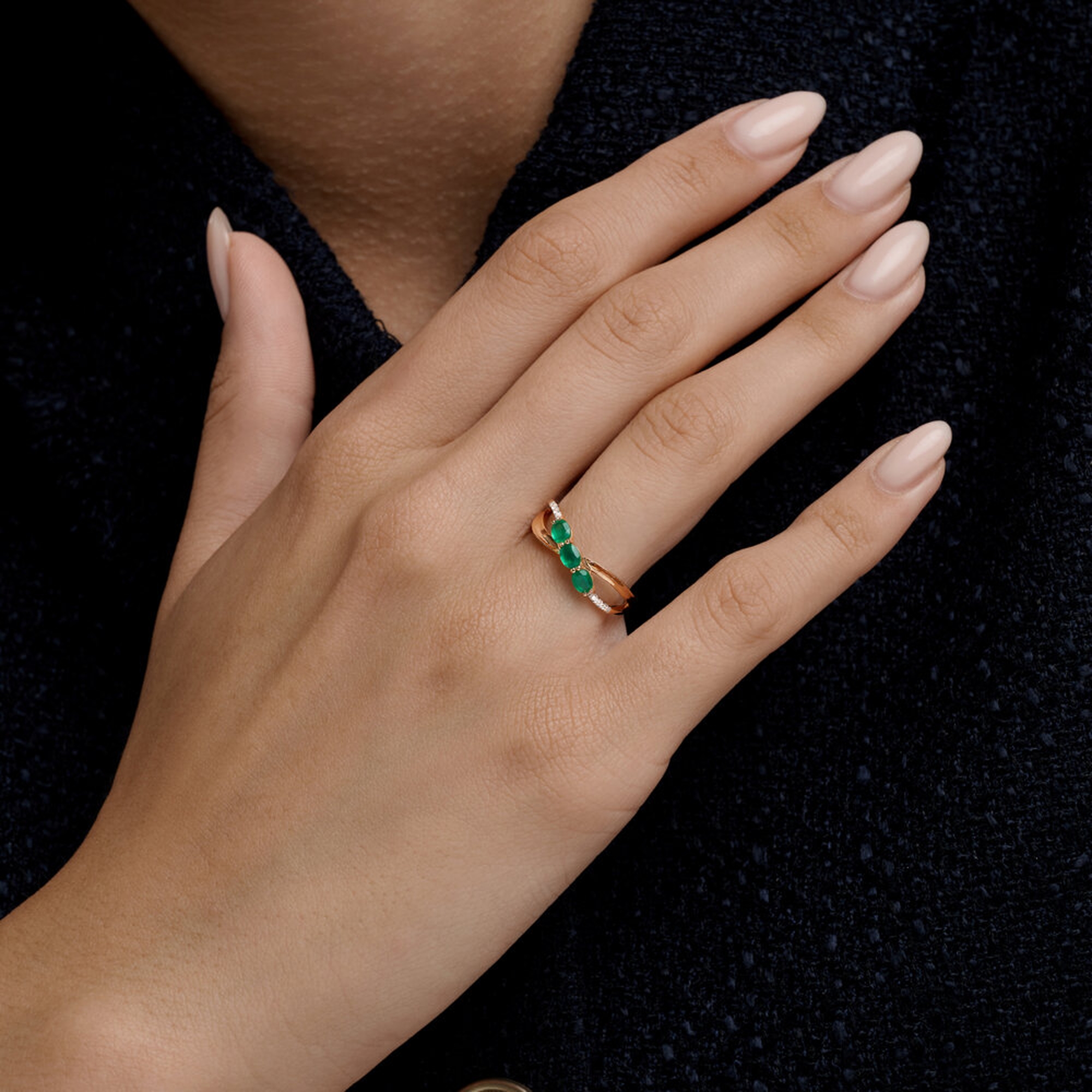 Золотое кольцо SOKOLOV 717324 с фианитом и агатом