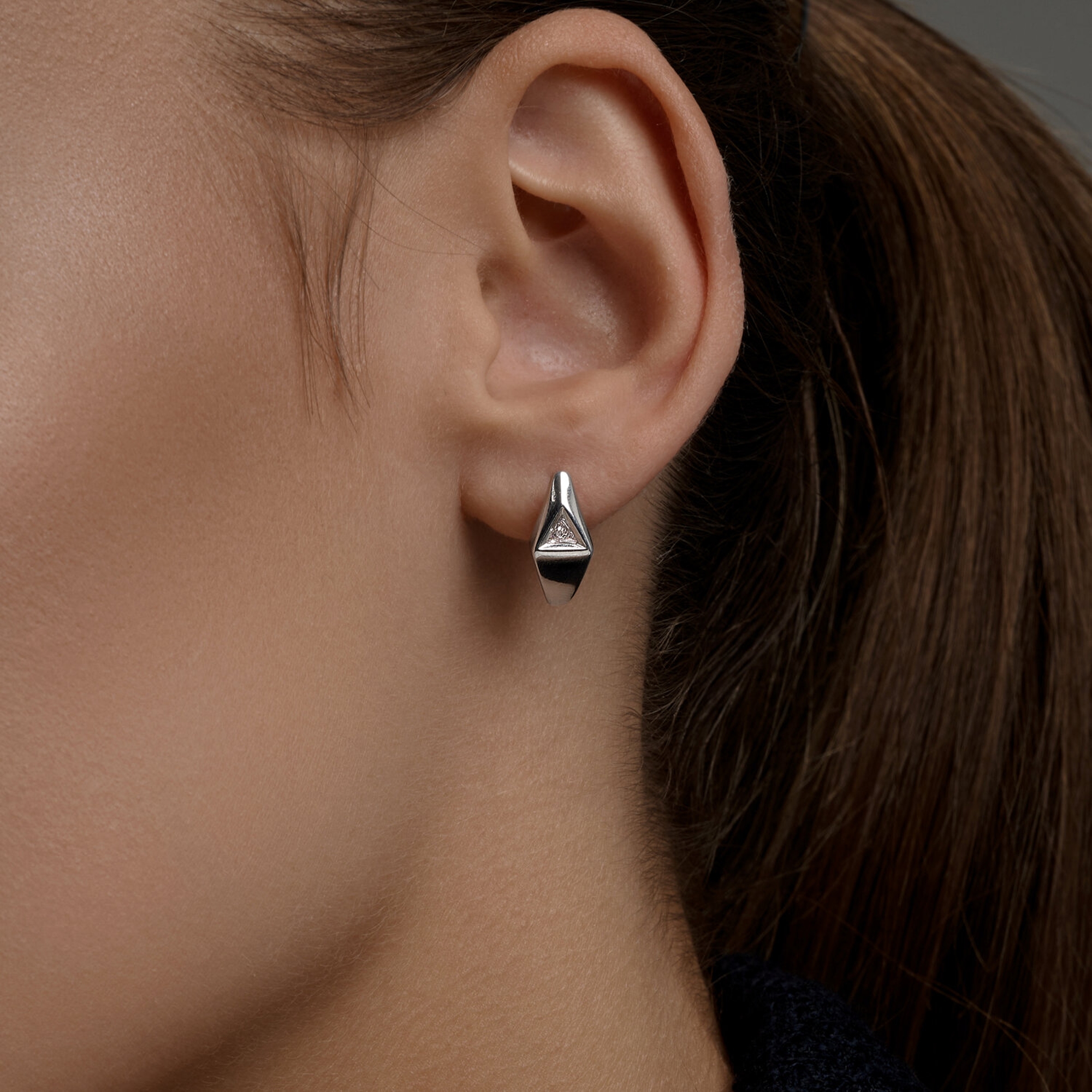 Серебряные серьги Diamant 94-120-00251-1 с фианитом