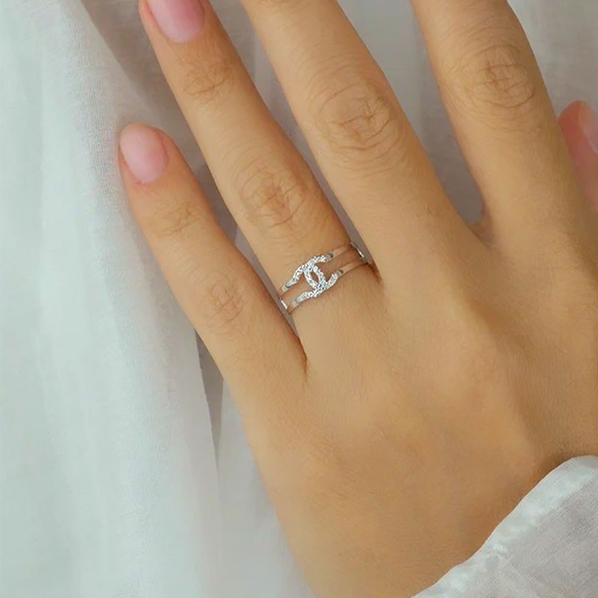 Серебряное кольцо Atoll ЗС11123-925 с фианитом