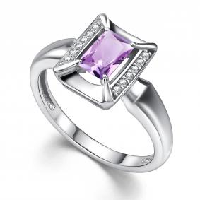 Серебряное кольцо АЛЬКОР 01-4358/00АМ-00 с фианитом и аметистом 01-4358/00АМ-00 фото