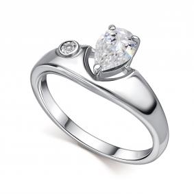 Серебряное кольцо АЛЬКОР 01-4699/БРГХ-00 с бриллиантом и горным хрусталём 01-4699/БРГХ-00 фото
