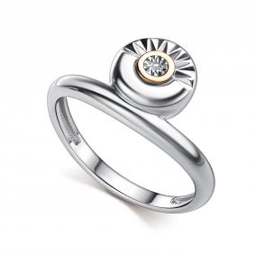 Серебряное кольцо АЛЬКОР с золотой накладкой и бриллиантом 01-5246/000Б-00 01-5246/000Б-00 фото