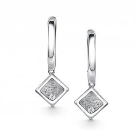 Серебряные серьги АЛЬКОР 02-5342/000Б-00 с бриллиантом 02-5342/000Б-00 фото
