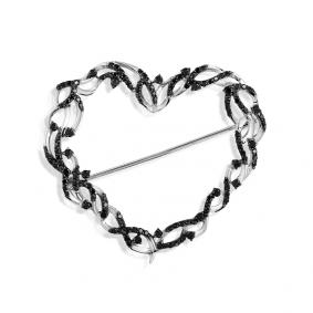 Брошь из белого золота Мастер Бриллиант 05M7-320-48 с чёрным бриллиантом 05M7-320-48 фото