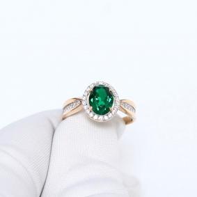 Золотое кольцо ЮК Granat с ситаллом цвета Изумруд и фианитом 1.10.11.0366.00-2789 1.10.11.0366.00-2789 фото