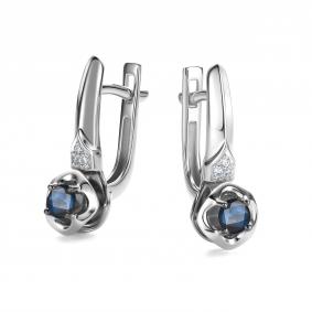 Серьги из белого золота АЛЬКОР 26413-202 с бриллиантом и сапфиром 26413-202 фото
