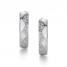 Серьги из белого золота АЛЬКОР 26606-200 с бриллиантом 26606-200 фото