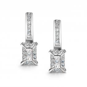 Серьги из белого золота АЛЬКОР 26629-200 с бриллиантом 26629-200 фото