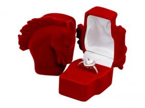 Футляр флокированный Символ года Лошадь под кольцо и серьги серия Детская 59301-к 59301-к фото