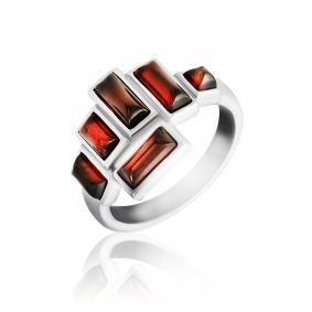 Серебряное кольцо Дарвин 920041082aa-ск с янтарём 920041082aa-ск фото