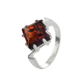 Серебряное кольцо Дарвин 920041811aa-к с янтарём 920041811aa-к фото