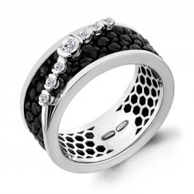 Кольцо из белого золота AQUAMARINE с бриллиантом и кожей ската 963303 963303 фото