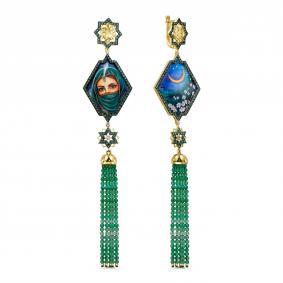 Серьги из лимонного золота KABAROVSKY K12-22221-1222 с бриллиантом, изумрудом, ониксом и финифтью K12-22221-1222 фото