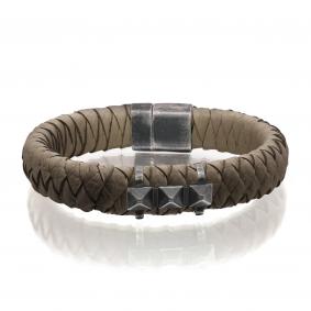 Кожаный браслет KABAROVSKY с декоративным элементом и замком из черненого серебра K4-038-91383 K4-038-91383 фото