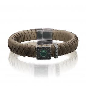 Кожаный браслет KABAROVSKY с декоративным элементом и замком из черненого серебра с ониксом K4-040-91383 K4-040-91383 фото