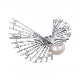 Брошь из белого золота KABAROVSKY K5-1064-1500 с бриллиантом и жемчугом K5-1064-1500 фото