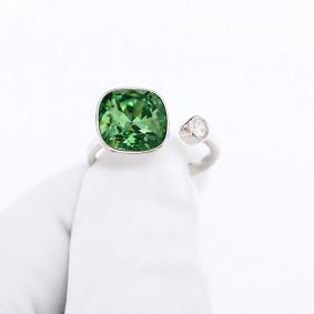 Серебряное кольцо ВЕРОНА Rq05015r с кварцем и цирконием Rq05015r фото