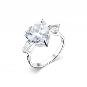 Серебряное кольцо Дар К-3751рс200 с фианитом К-3751рс200 фото