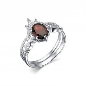 Серебряное кольцо Дар К-3922рс40400 с фианитом и гранатом К-3922рс40400 фото