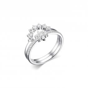 Серебряное кольцо Дар К-5135рс200 с фианитом К-5135рс200 фото