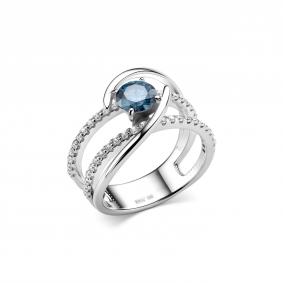 Серебряное кольцо Дар К-5189рс1615200 с фианитом, сапфиром и муассанитом К-5189рс1615200 фото