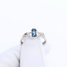 Кольцо из белого золота Karatov Т30301И049 с топазом и фианитом Т30301И049 фото
