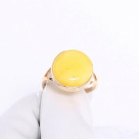 Кольцо из золочёного серебра Янтарная волна Я720100п-ж с янтарём Я720100п-ж фото