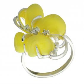 Серебряное кольцо Янтарная волна Я820140-б с фианитом и янтарём Я820140-б фото