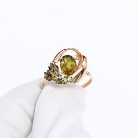 Золотое кольцо Александра с ситаллом цвета Султанит и фианитом кл1995-48ск-са кл1995-48ск-са фото