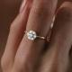 Золотое кольцо Diamant 51-110-02287-1 с фианитом