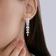 Серебряные серьги Diamant 94-121-02172-5 с фианитом